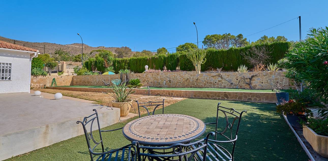Resale - Villa - El Campello - Norte-Venta Lanuza-Cala d'Or