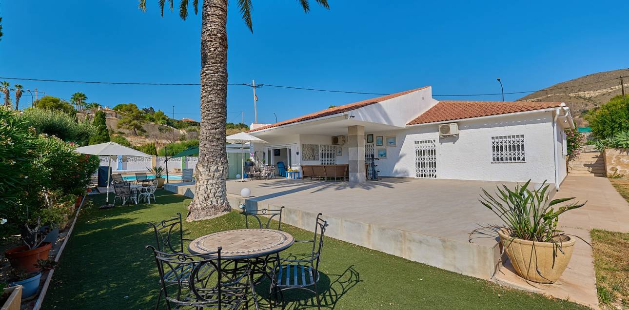 Resale - Villa - El Campello - Norte-Venta Lanuza-Cala d'Or