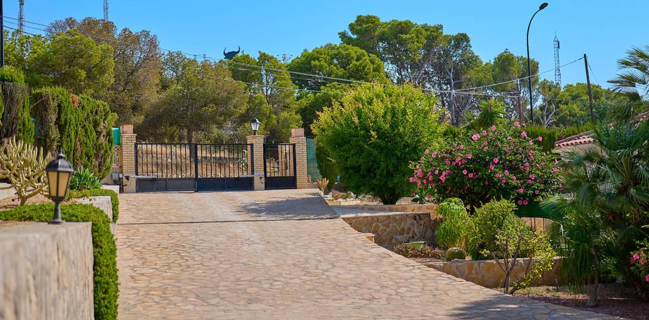 Resale - Villa - El Campello - Norte-Venta Lanuza-Cala d'Or
