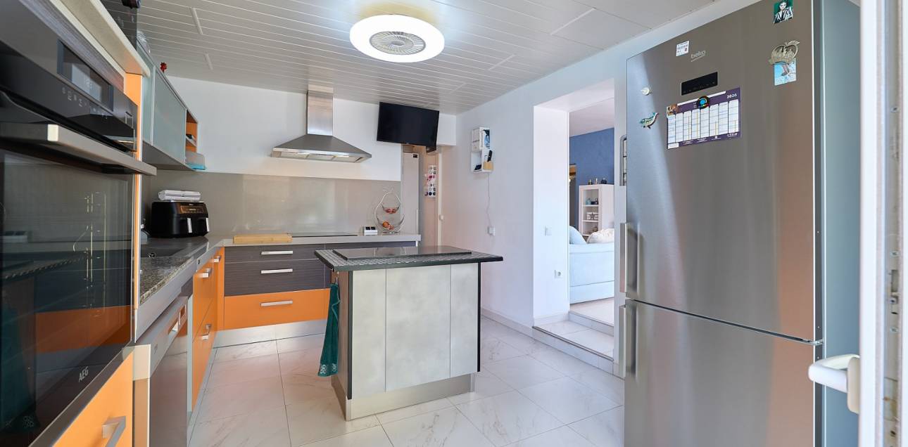 Resale - Villa - El Campello - Norte-Venta Lanuza-Cala d'Or