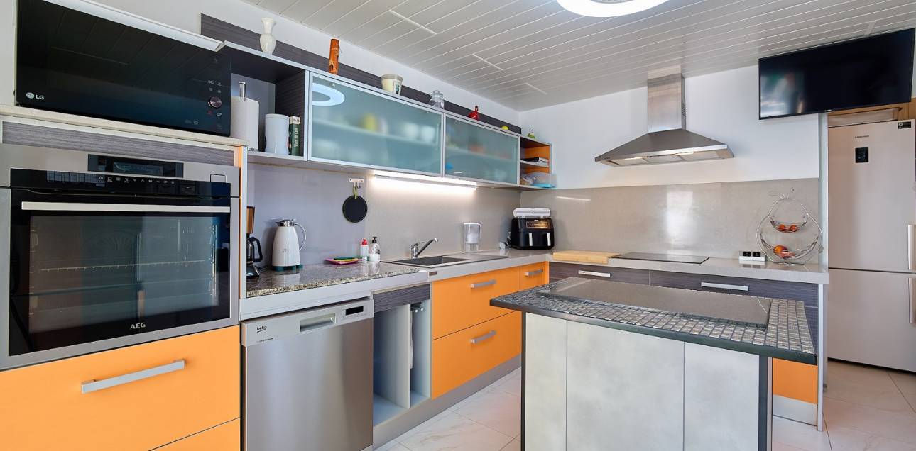 Resale - Villa - El Campello - Norte-Venta Lanuza-Cala d'Or