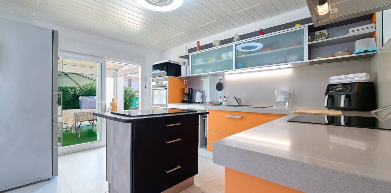 Resale - Villa - El Campello - Norte-Venta Lanuza-Cala d'Or