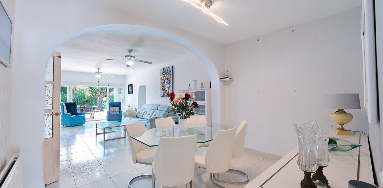 Resale - Villa - El Campello - Norte-Venta Lanuza-Cala d'Or