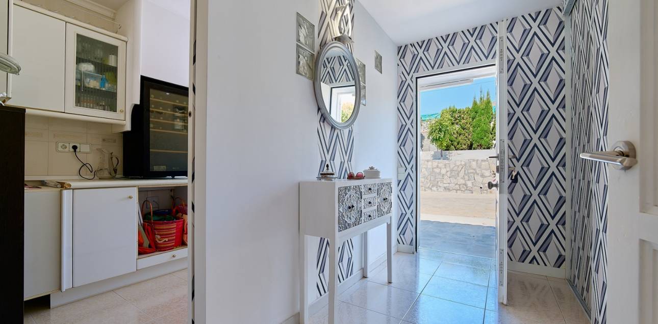 Resale - Villa - El Campello - Norte-Venta Lanuza-Cala d'Or