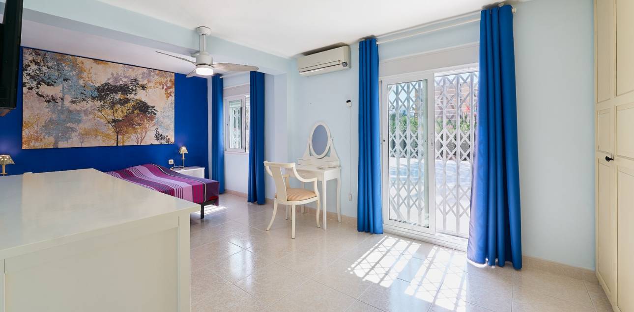 Resale - Villa - El Campello - Norte-Venta Lanuza-Cala d'Or