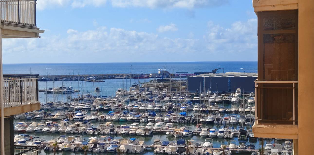 Resale - Apartment - Santa Pola - Puerto