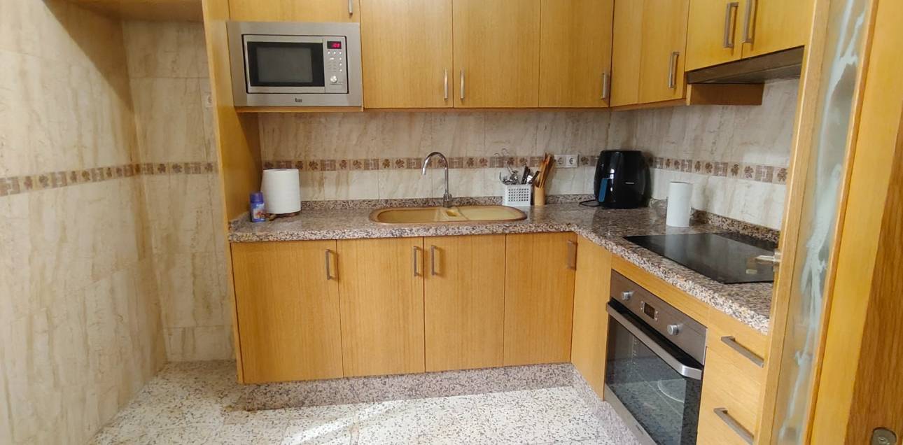 Resale - Apartment - Santa Pola - Puerto