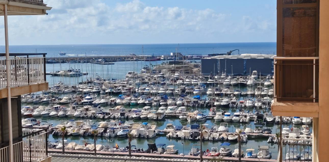 Resale - Apartment - Santa Pola - Puerto