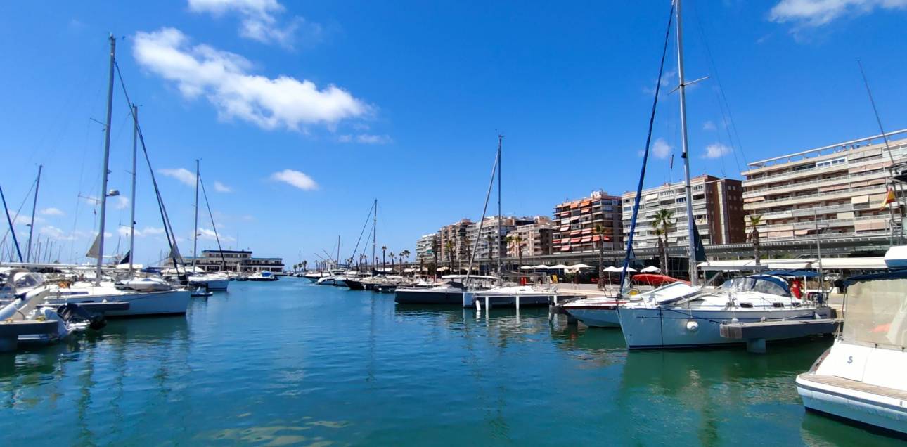 Resale - Apartment - Santa Pola - Puerto