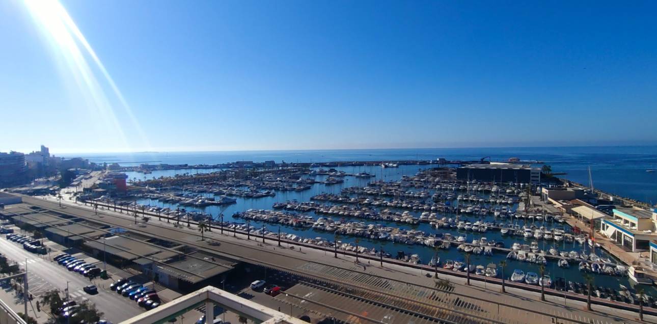 Resale - Apartment - Santa Pola - Puerto