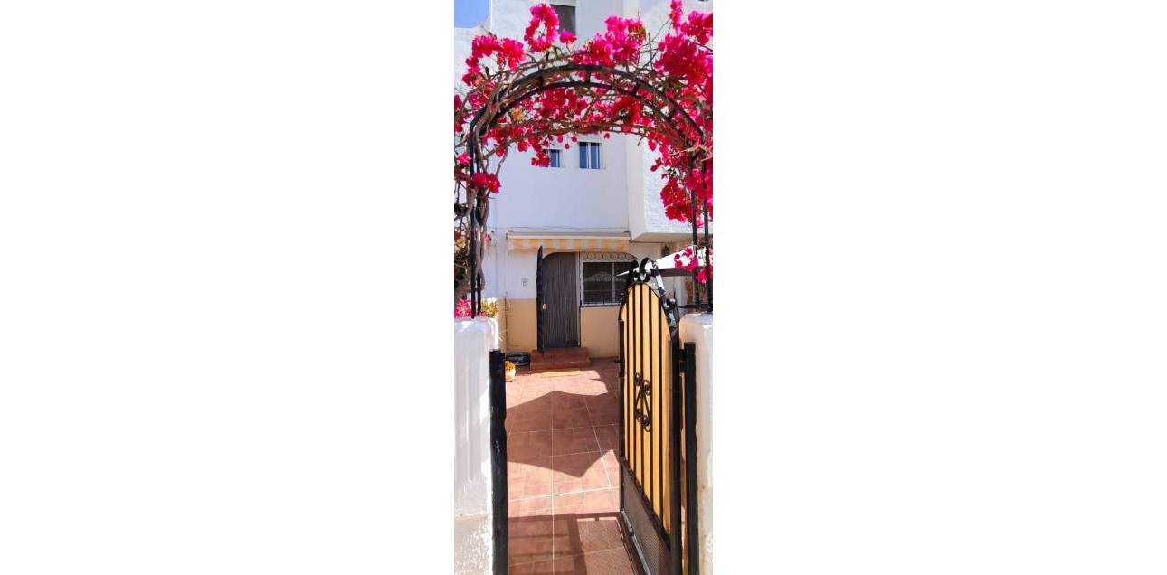 Resale - Town house - El Campello - La Almadraba-Coveta Fumà-Amerador