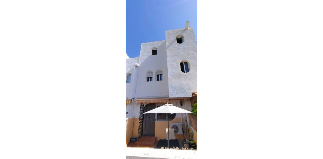 Resale - Town house - El Campello - La Almadraba-Coveta Fumà-Amerador