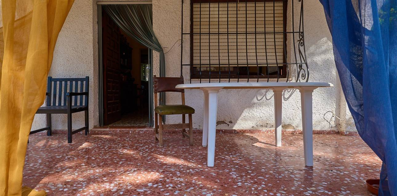 Resale - Villa / Semi detached - El Campello - La Almadraba-Coveta Fumà-Amerador