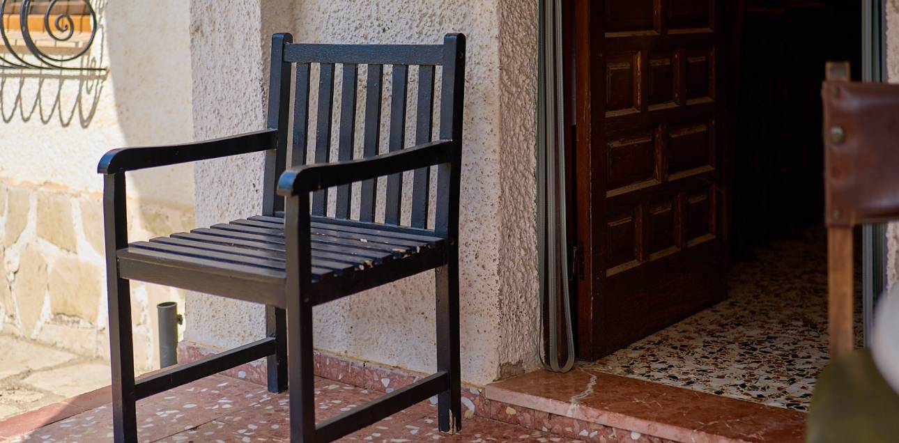 Resale - Villa / Semi detached - El Campello - La Almadraba-Coveta Fumà-Amerador