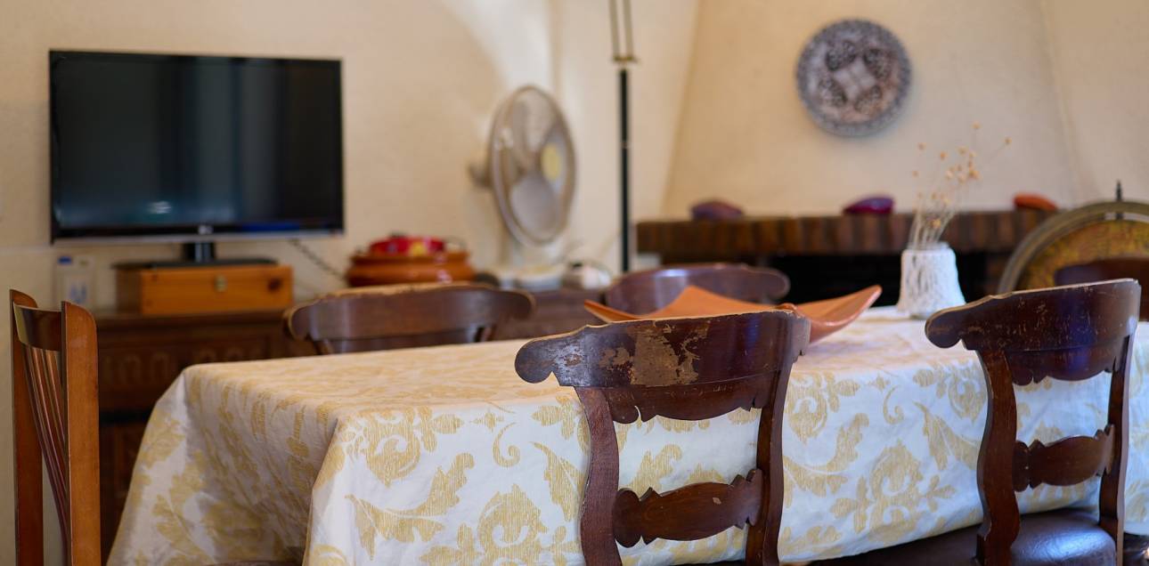 Resale - Villa / Semi detached - El Campello - La Almadraba-Coveta Fumà-Amerador