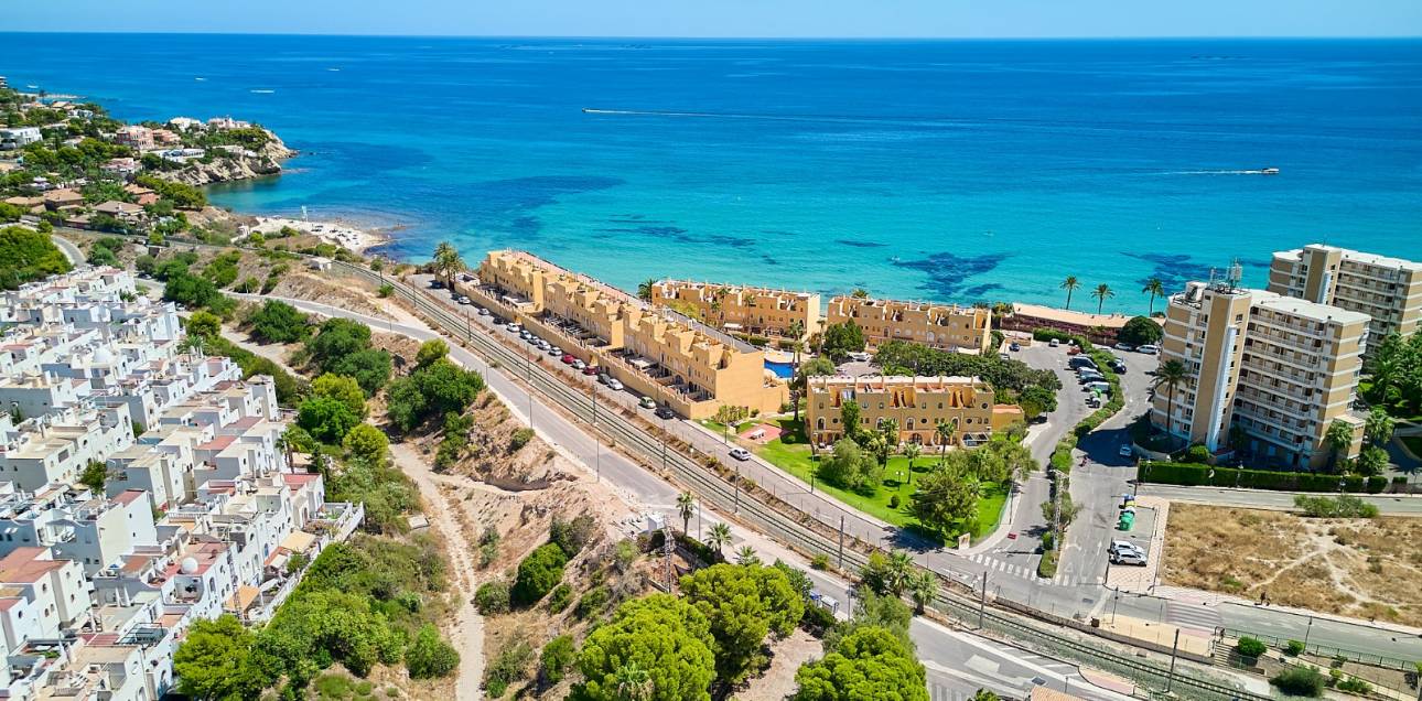 Resale - Town house - El Campello - La Almadraba-Coveta Fumà-Amerador
