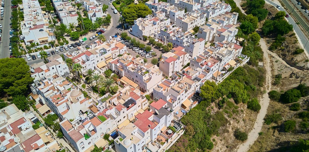 Resale - Town house - El Campello - La Almadraba-Coveta Fumà-Amerador