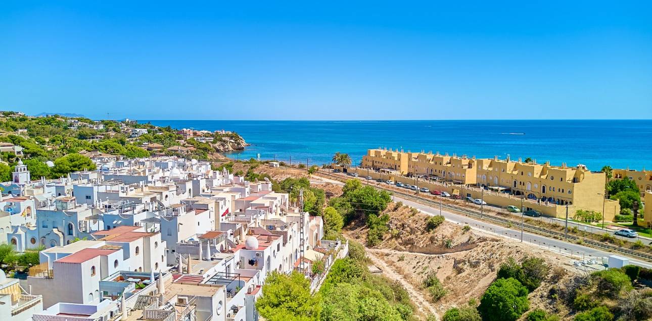 Resale - Town house - El Campello - La Almadraba-Coveta Fumà-Amerador