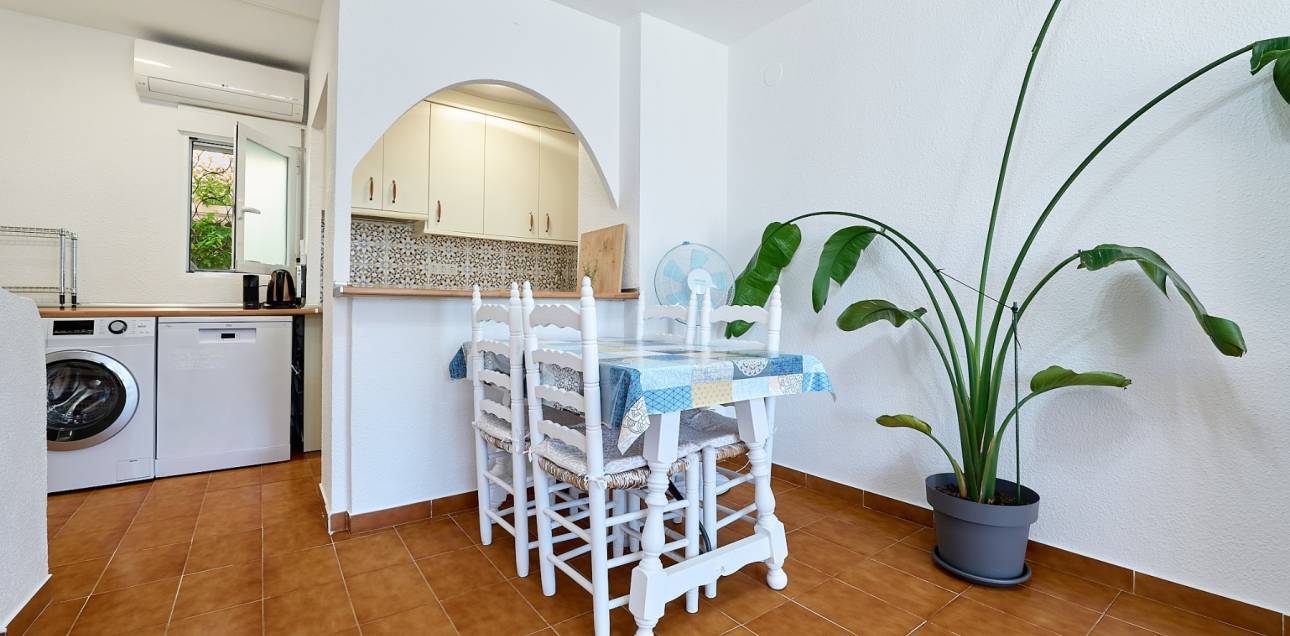 Resale - Town house - El Campello - La Almadraba-Coveta Fumà-Amerador