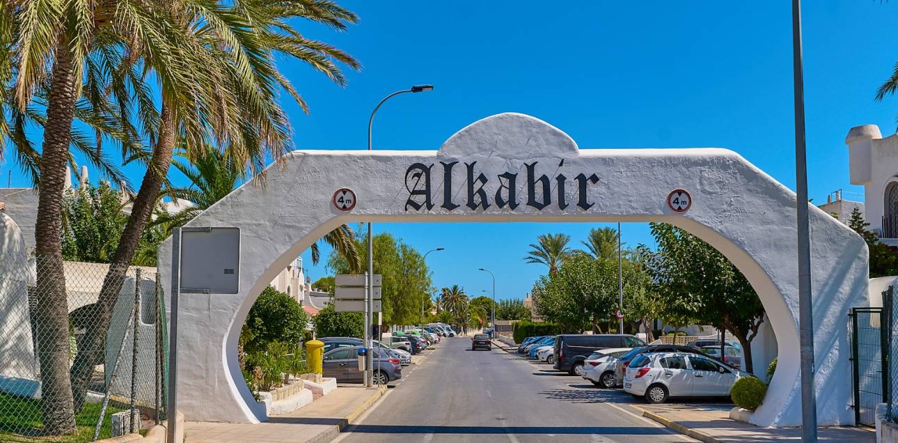 Resale - Town house - El Campello - La Almadraba-Coveta Fumà-Amerador