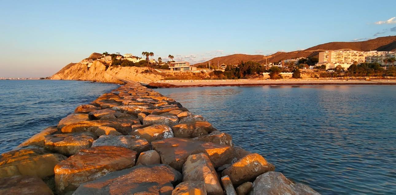 Resale - Villa - El Campello - Pueblo Acantilado - Venta Lanuza