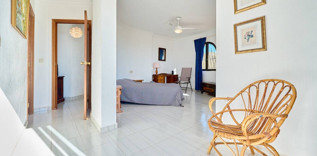 Resale - Villa - El Campello - Pueblo Acantilado - Venta Lanuza