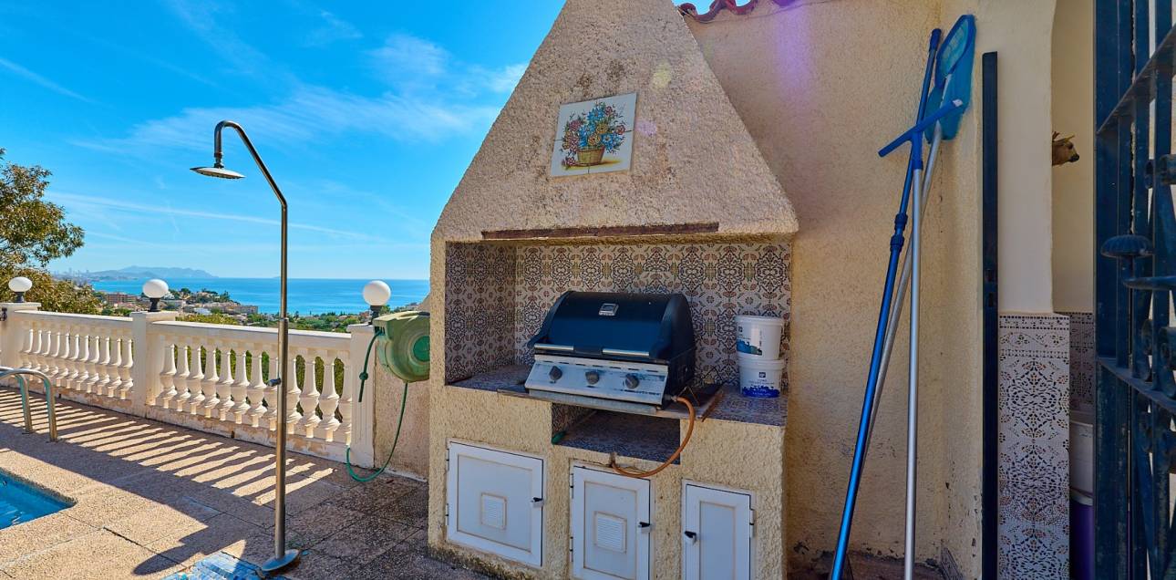Resale - Villa - El Campello - Pueblo Acantilado - Venta Lanuza