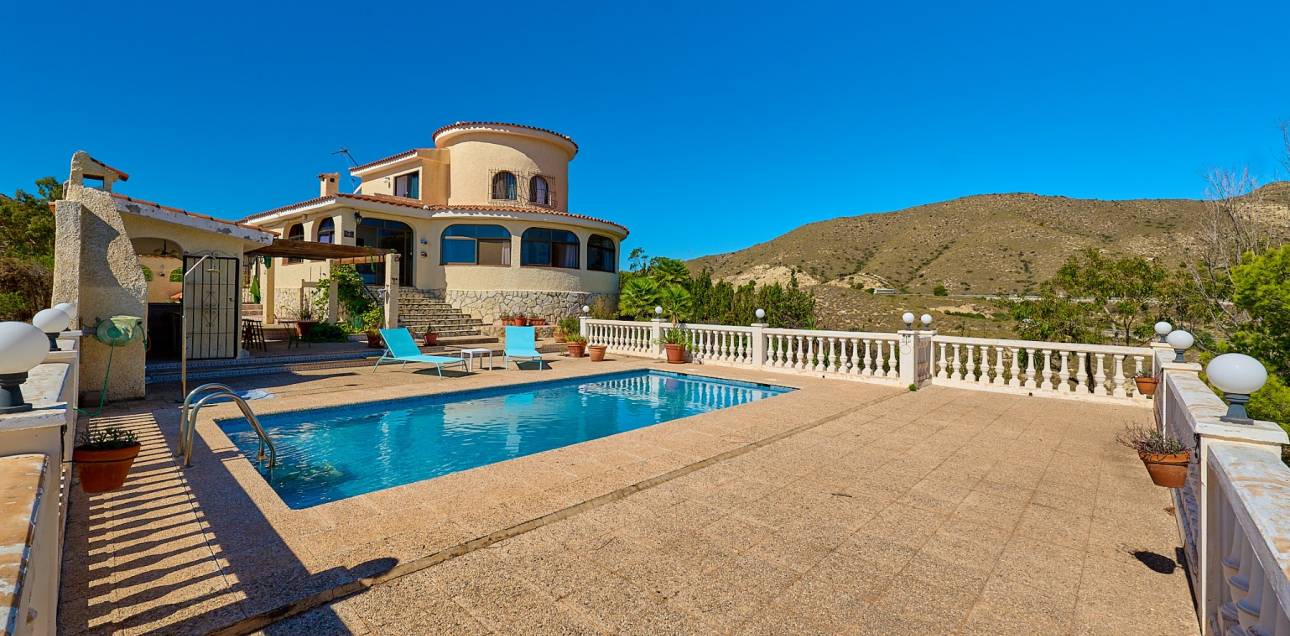 Resale - Villa - El Campello - Pueblo Acantilado - Venta Lanuza