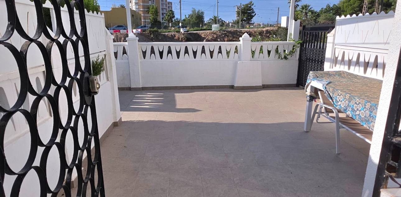 Resale - Town house - El Campello - La Almadraba-Coveta Fumà-Amerador