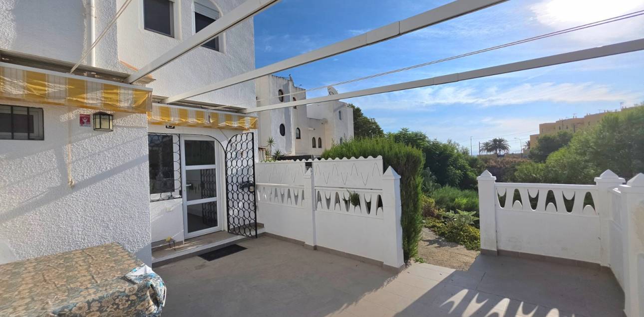 Resale - Town house - El Campello - La Almadraba-Coveta Fumà-Amerador