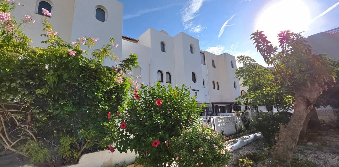 Resale - Town house - El Campello - La Almadraba-Coveta Fumà-Amerador