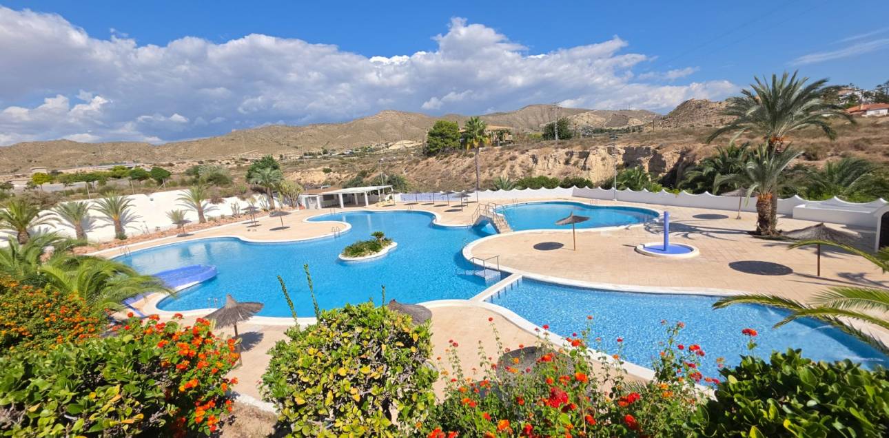 Resale - Town house - El Campello - La Almadraba-Coveta Fumà-Amerador