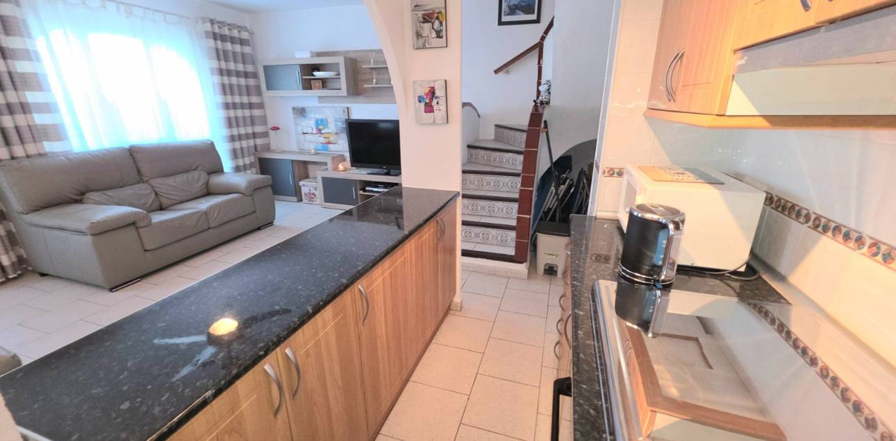 Resale - Town house - El Campello - La Almadraba-Coveta Fumà-Amerador