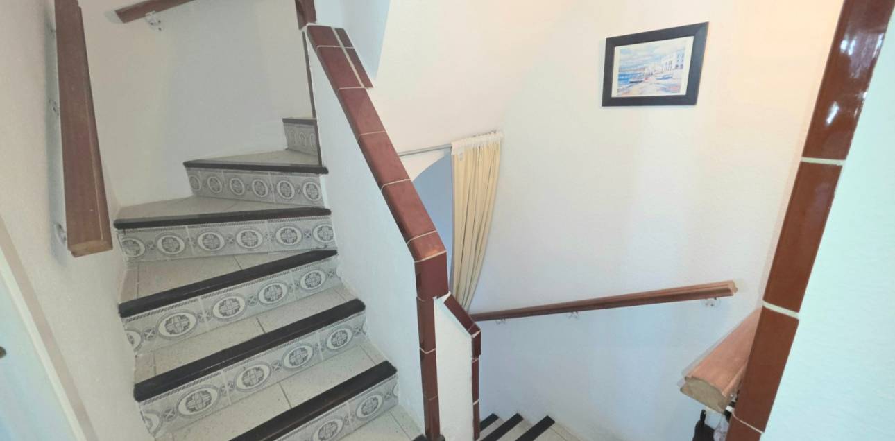 Resale - Town house - El Campello - La Almadraba-Coveta Fumà-Amerador