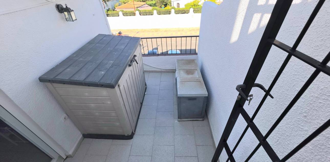 Resale - Town house - El Campello - La Almadraba-Coveta Fumà-Amerador